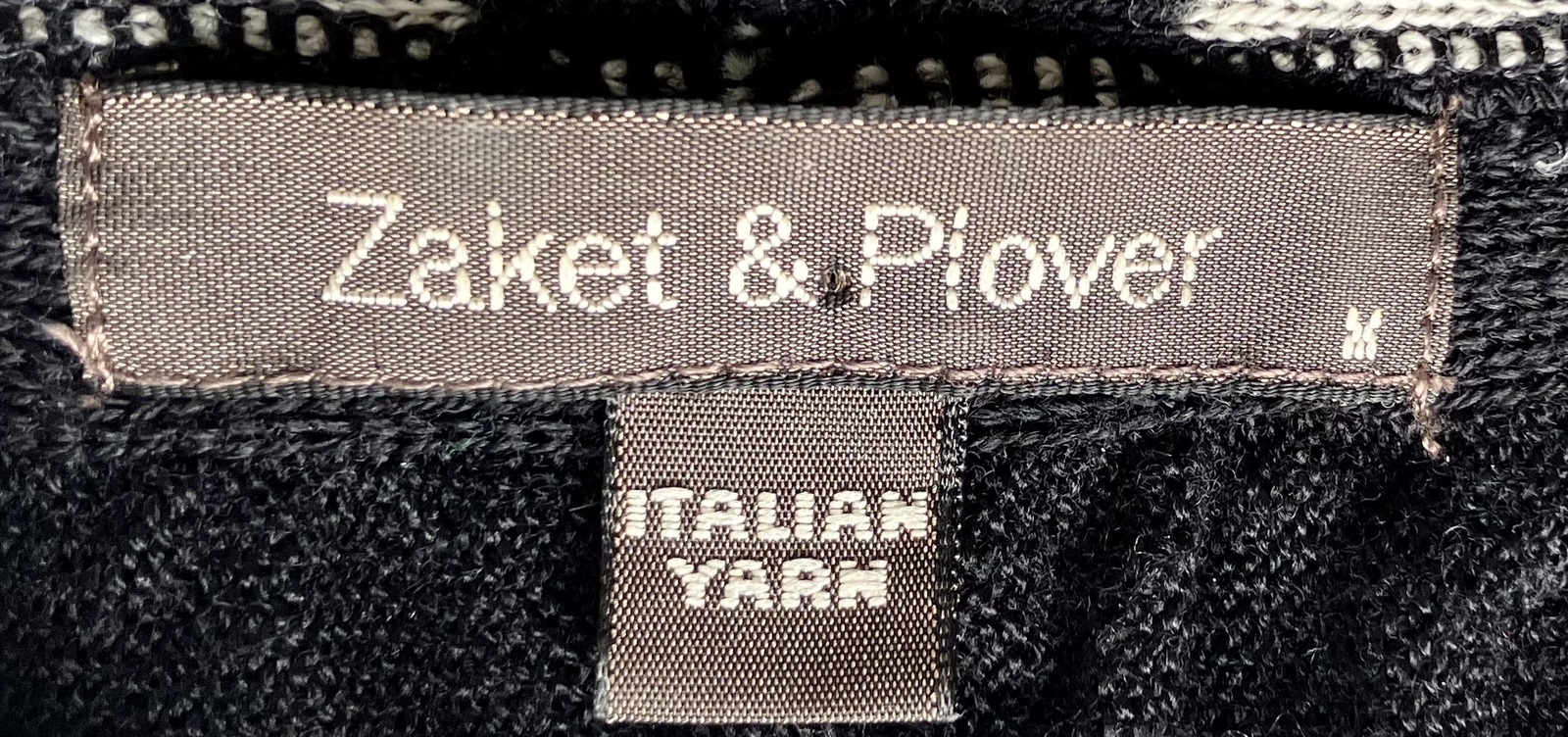 VINTAGE KNIT
