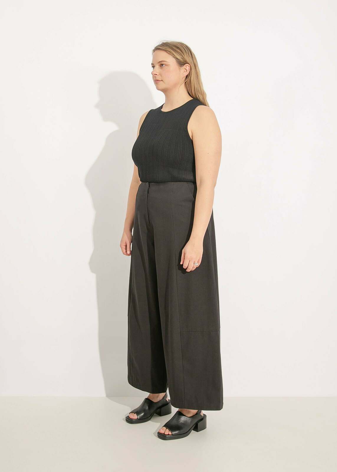 YANA PANT / BLACK
