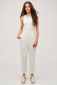 Arlo Carpenter Chino Antique White