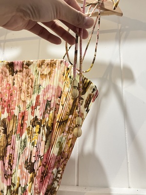 【Zimmermann】Golden pleated floral slip dress ZIMMERMANN Golden Pleated Floral Slip Dress in Multicoloured
