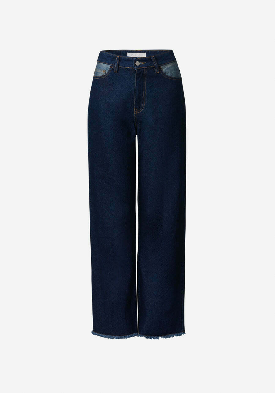 FLEETWOOD JEAN