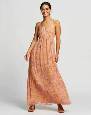 tigerlily silk dress slow afternoons  wearing the Santa Teresa Slip Dress by @tigerlily