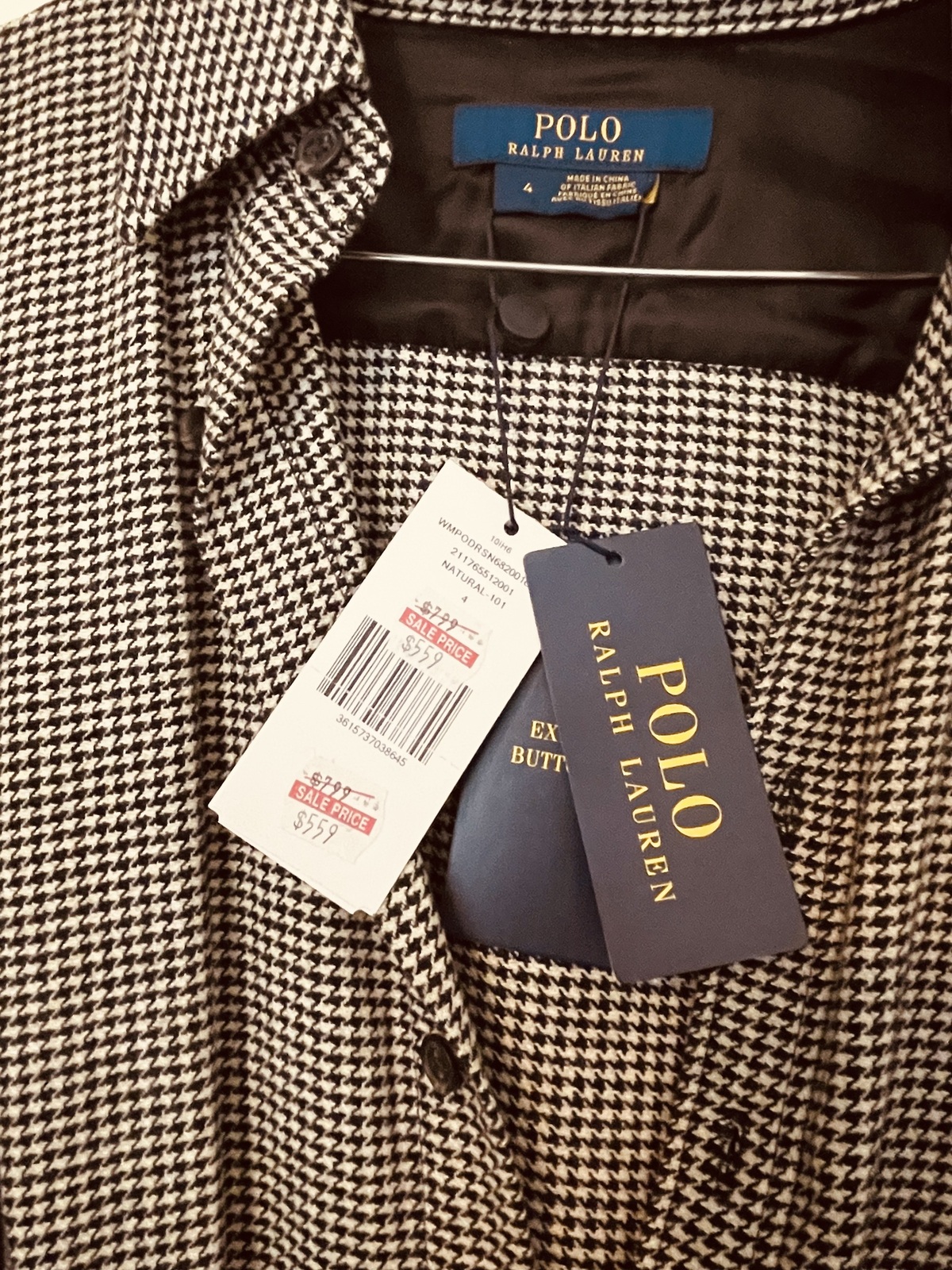 - Black/white dress - US 4 / AUS 8