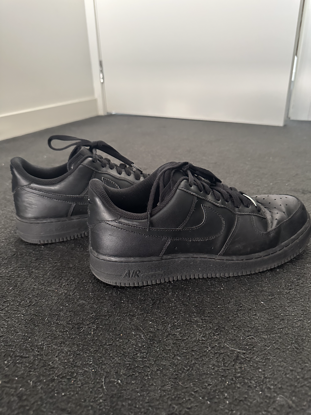 what's the difference between air force 1 le and 07